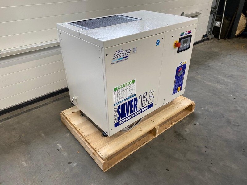 Fiac NewSilver 15 1430 L / min 11 kW 10 Bar Elektrische Schroefcompressor Nieuw ! - Kompresor za vazduh: slika 3 Fiac NewSilver 15 1430 L / min 11 kW 10 Bar Elektrische Schroefcompressor Nieuw ! - Kompresor za vazduh: slika 3