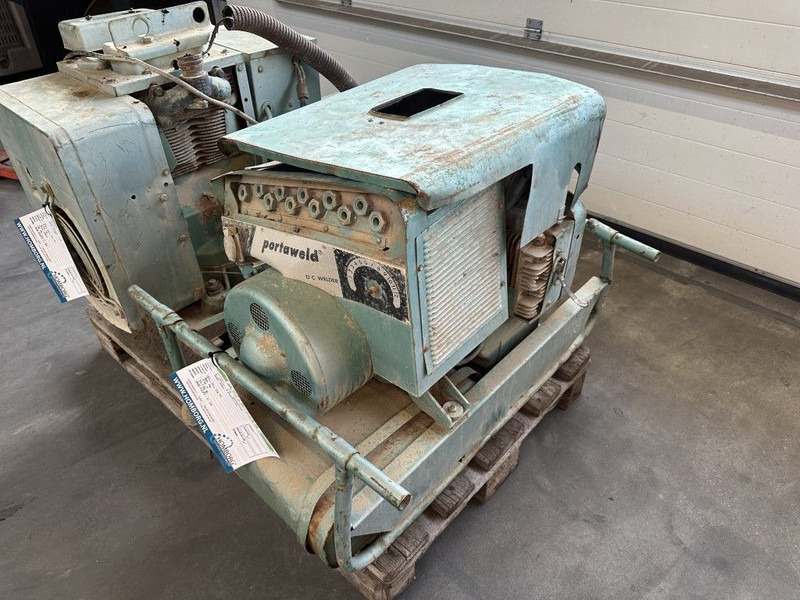 GENERATOR Onan Portaweld 200 Las generator Welding generator 200 Amp Benzine Petrol - Set generatora: slika 4 GENERATOR Onan Portaweld 200 Las generator Welding generator 200 Amp Benzine Petrol - Set generatora: slika 4
