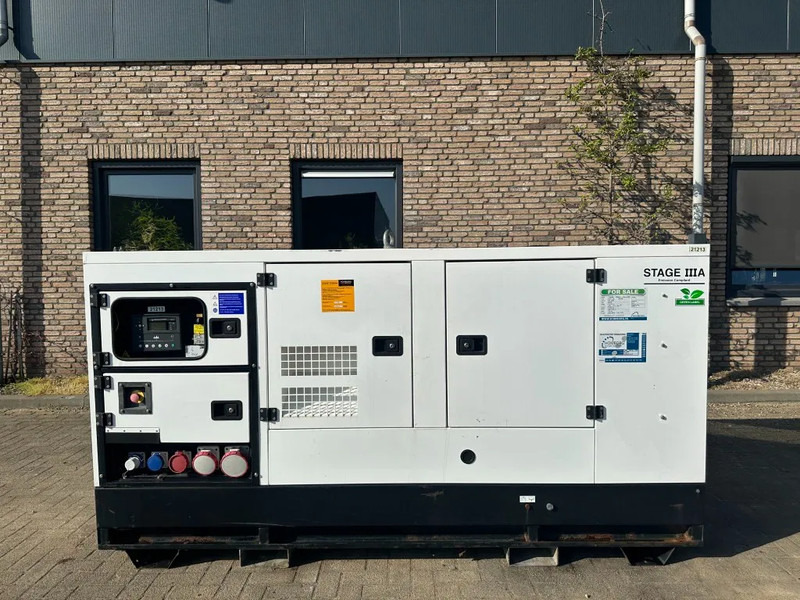 GESAN DPR 60 Perkins Leroy Somer 60 kVA Silent Rental generatorset - Set generatora: slika 1 GESAN DPR 60 Perkins Leroy Somer 60 kVA Silent Rental generatorset - Set generatora: slika 1