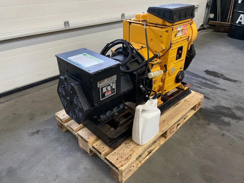 Set generatora Hatz 2M40H Stamford 25 kVA generatorset: slika 7