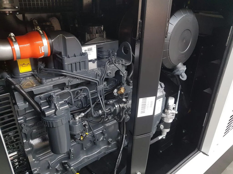 Set generatora novi Himoinsa Iveco Stamford 120 kVA Supersilent Rental generatorset New !: slika 11