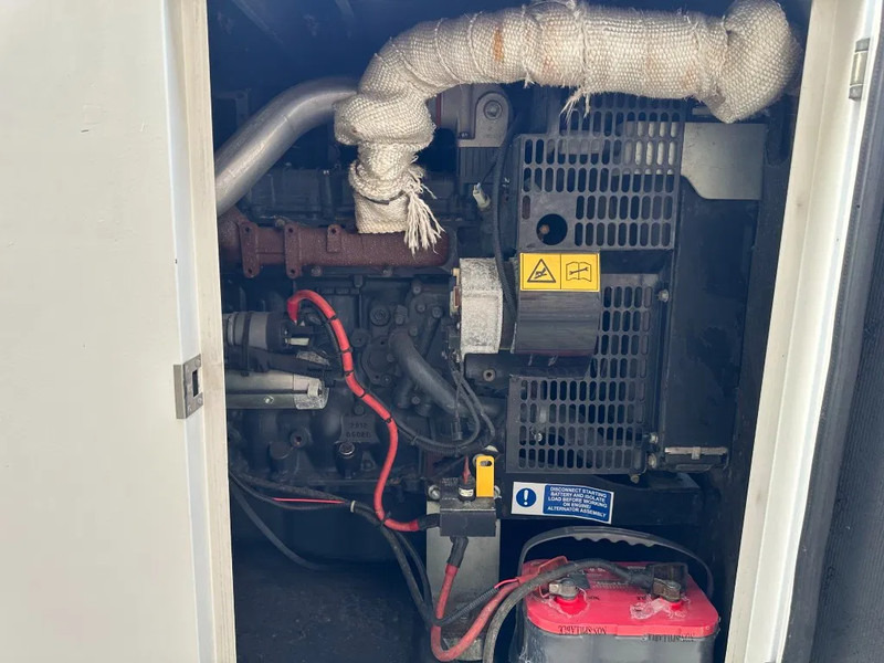 Iveco FPT F32 AM1A Leroy Somer 32 kVA Silent generatorset 154 hours ! - Set generatora: slika 5 Iveco FPT F32 AM1A Leroy Somer 32 kVA Silent generatorset 154 hours ! - Set generatora: slika 5