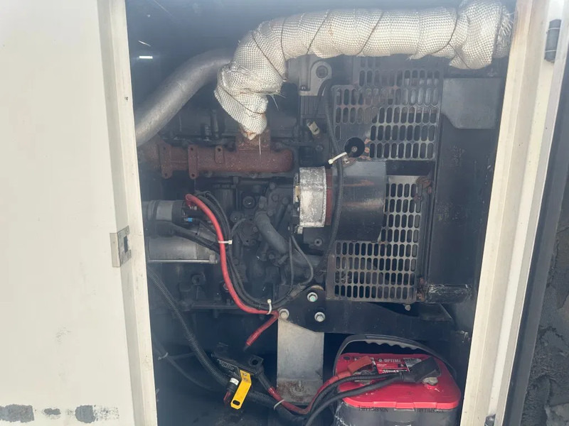 Iveco FPT F32 AM1A Leroy Somer 32 kVA Silent generatorset .... hours ! - Set generatora: slika 5 Iveco FPT F32 AM1A Leroy Somer 32 kVA Silent generatorset .... hours ! - Set generatora: slika 5
