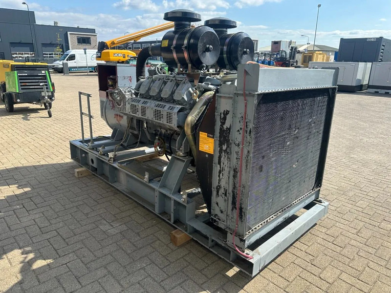 Set generatora Iveco GE 8281 SRI27 00A71 Mecc Alte Spa 450 kVA generatorset ex Emergency 160 hours: slika 13 Set generatora Iveco GE 8281 SRI27 00A71 Mecc Alte Spa 450 kVA generatorset ex Emergency 160 hours: slika 13