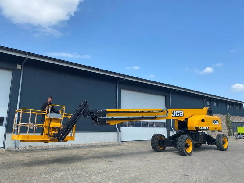 JCB AJ125D Diesel Telescoop Hoogwerker 40 Meter Werkhoogte as New ! - Teleskopska platforma: slika 2 JCB AJ125D Diesel Telescoop Hoogwerker 40 Meter Werkhoogte as New ! - Teleskopska platforma: slika 2
