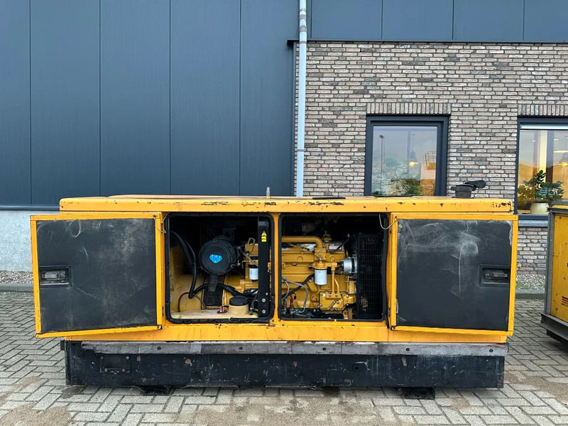 John Deere 6068 TF 258 Mecc Alte Spa 130 kVA Silent generatorset - Set generatora: slika 2 John Deere 6068 TF 258 Mecc Alte Spa 130 kVA Silent generatorset - Set generatora: slika 2