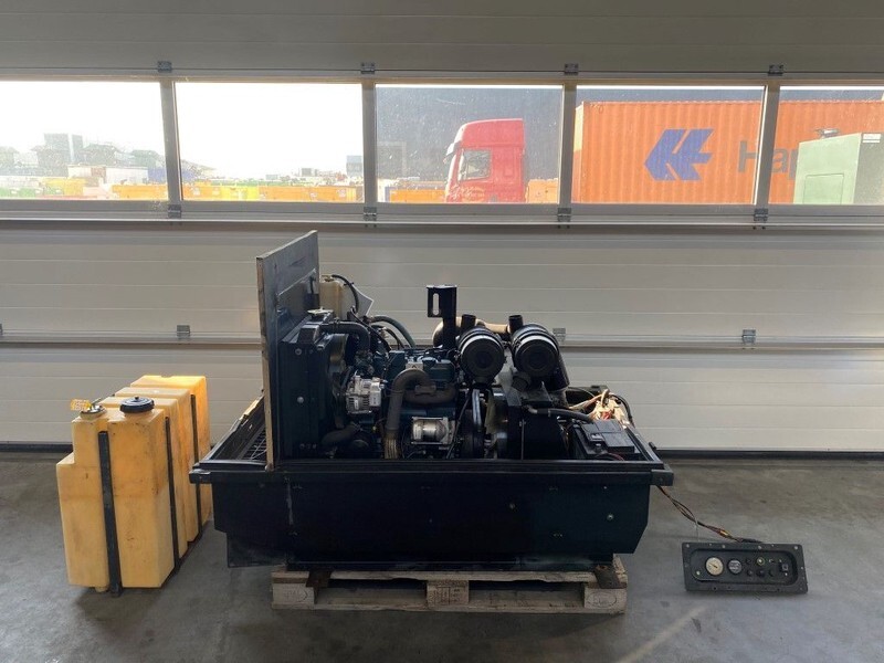 Kubota Sullair 15.5 kW 7 bar 2000 L / min Diesel Schroefcompressor - Kompresor za vazduh: slika 1 Kubota Sullair 15.5 kW 7 bar 2000 L / min Diesel Schroefcompressor - Kompresor za vazduh: slika 1