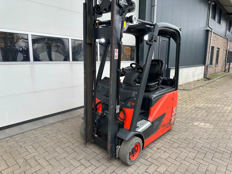 Električni viljuškar Linde E16H-02 1.6 ton Triplex Freelift Sideshift Elektra Heftruck 2016: slika 8