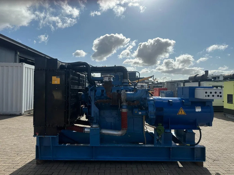 Set generatora MTU 12V 2000 Marelli 750 kVA generatorset: slika 15