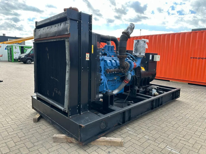 Set generatora MTU 12V 2000 Stamford 810 kVA generatorset: slika 12 Set generatora MTU 12V 2000 Stamford 810 kVA generatorset: slika 12