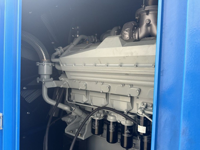 Mitsubishi S12H-PTA Leroy Somer 1100 kVA Supersilent generatorset in 20 ft container New ! - Set generatora: slika 2 Mitsubishi S12H-PTA Leroy Somer 1100 kVA Supersilent generatorset in 20 ft container New ! - Set generatora: slika 2