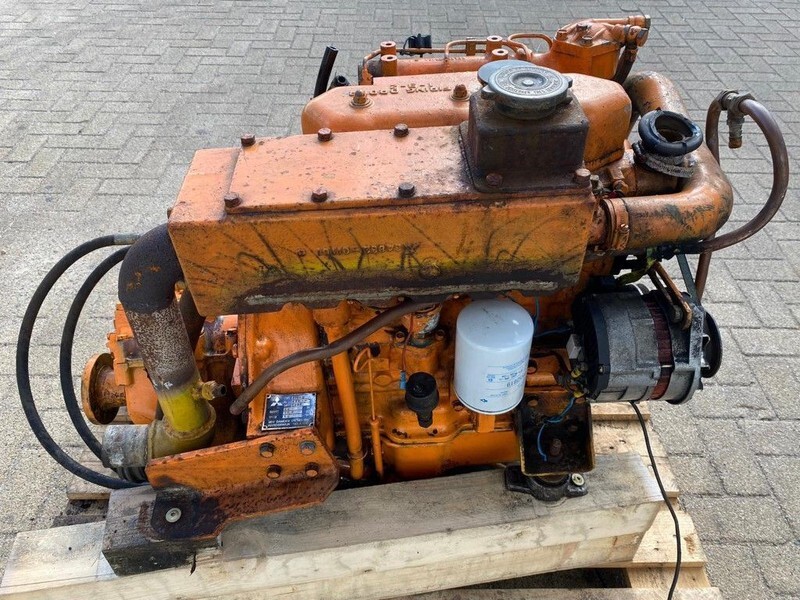 Mitsubishi S3E-2 25 PK Marine Diesel Motor met keerkoppeling - Motor: slika 5 Mitsubishi S3E-2 25 PK Marine Diesel Motor met keerkoppeling - Motor: slika 5