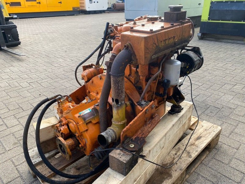 Mitsubishi S3E-2 25 PK Marine Diesel Motor met keerkoppeling - Motor: slika 2 Mitsubishi S3E-2 25 PK Marine Diesel Motor met keerkoppeling - Motor: slika 2