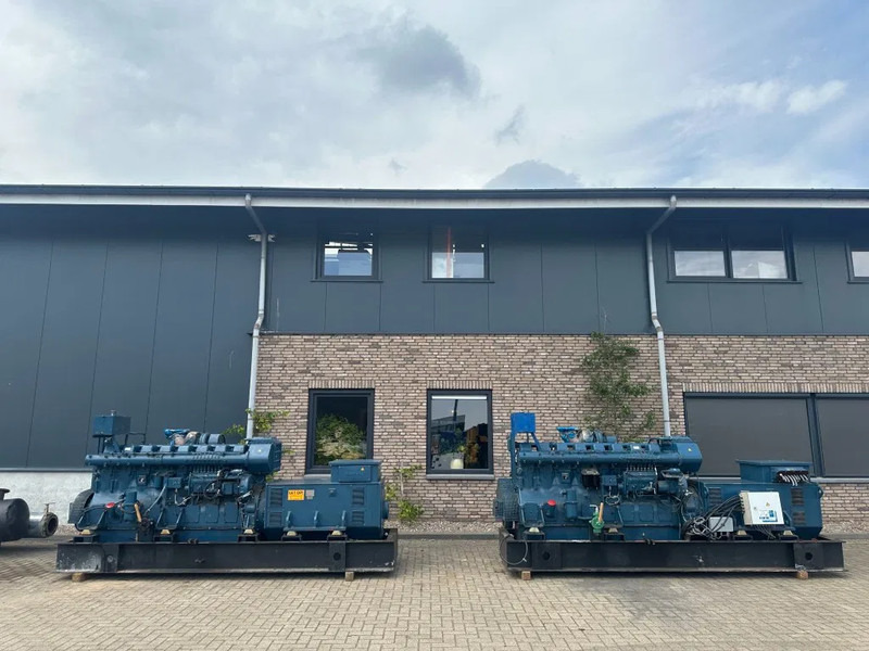 Mitsubishi S8NPTA 510 kVA generatorset as New ! 182 hours ! - Set generatora: slika 2 Mitsubishi S8NPTA 510 kVA generatorset as New ! 182 hours ! - Set generatora: slika 2