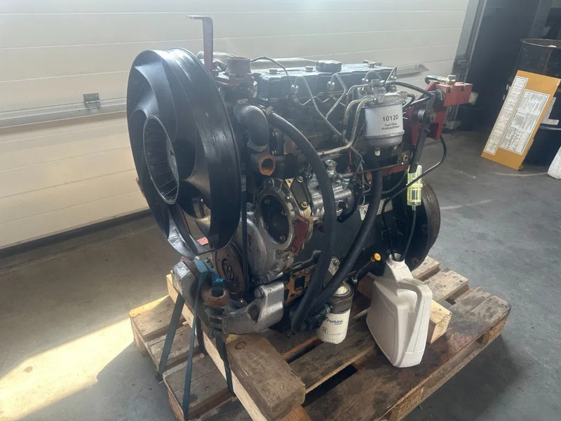 Perkins 1004-40 Diesel Engine 4 cilinder 65 PK Motor t.b.v Linde Heftruck - Motor za Oprema za rukovanje materijalima: slika 5 Perkins 1004-40 Diesel Engine 4 cilinder 65 PK Motor t.b.v Linde Heftruck - Motor za Oprema za rukovanje materijalima: slika 5
