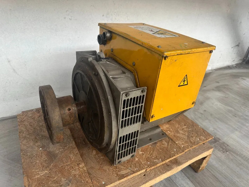 Stamford BC.I164D2 15 kVa Stamford Dubbel gelagerd Double Bearing generatordeel Alternator - Set generatora: slika 1 Stamford BC.I164D2 15 kVa Stamford Dubbel gelagerd Double Bearing generatordeel Alternator - Set generatora: slika 1