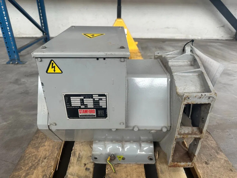 Stamford BC.I184G1 Alternator 30 kVa generatordeel - Set generatora: slika 1 Stamford BC.I184G1 Alternator 30 kVa generatordeel - Set generatora: slika 1