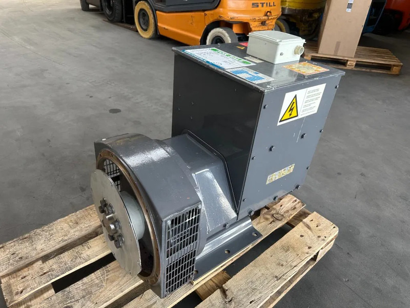 Stamford UC.I224F2 Generatordeel 65 kVA Alternator as New ! - Set generatora: slika 3 Stamford UC.I224F2 Generatordeel 65 kVA Alternator as New ! - Set generatora: slika 3