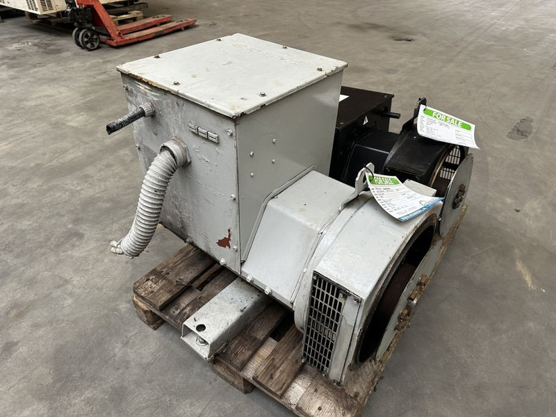 Stamford UCM224G13 Geneartordeel 62 kVA Alternator - Set generatora: slika 4 Stamford UCM224G13 Geneartordeel 62 kVA Alternator - Set generatora: slika 4