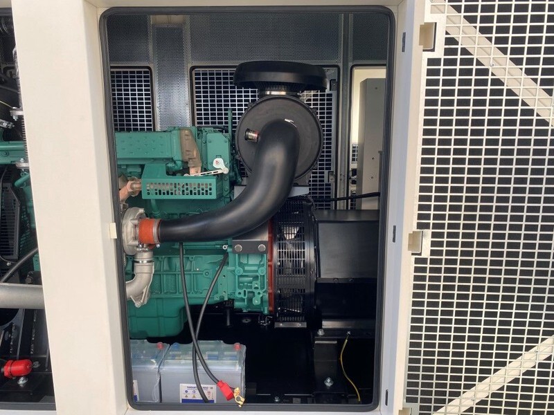 Volvo 225 kVA Stage 3A TAD 753 GE Silent generatorset - Set generatora: slika 4 Volvo 225 kVA Stage 3A TAD 753 GE Silent generatorset - Set generatora: slika 4