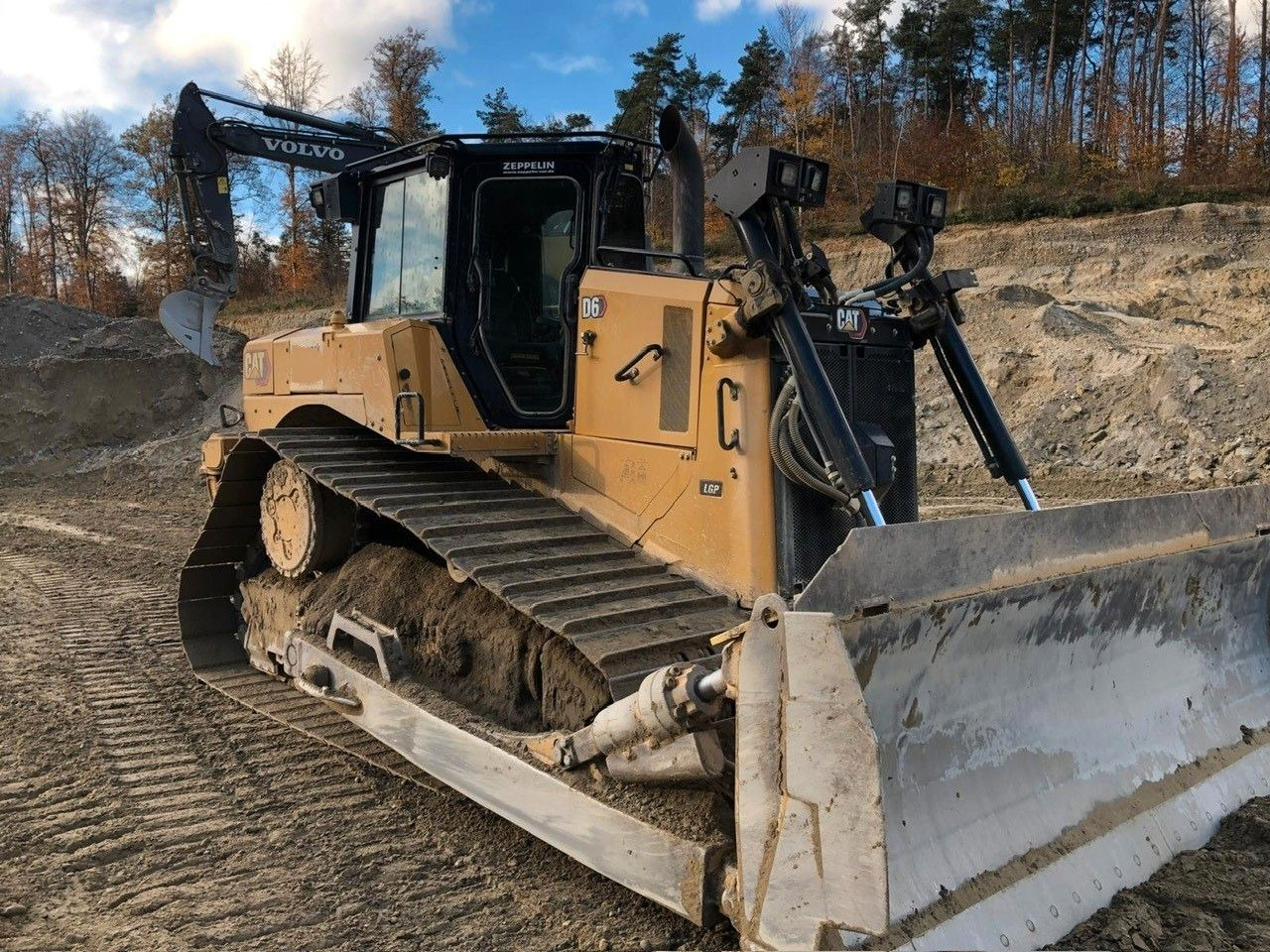 CAT D6 -20 LGP Planierraupe LW70% SystemOneRipper AC - Buldožer: slika 2 CAT D6 -20 LGP Planierraupe LW70% SystemOneRipper AC - Buldožer: slika 2