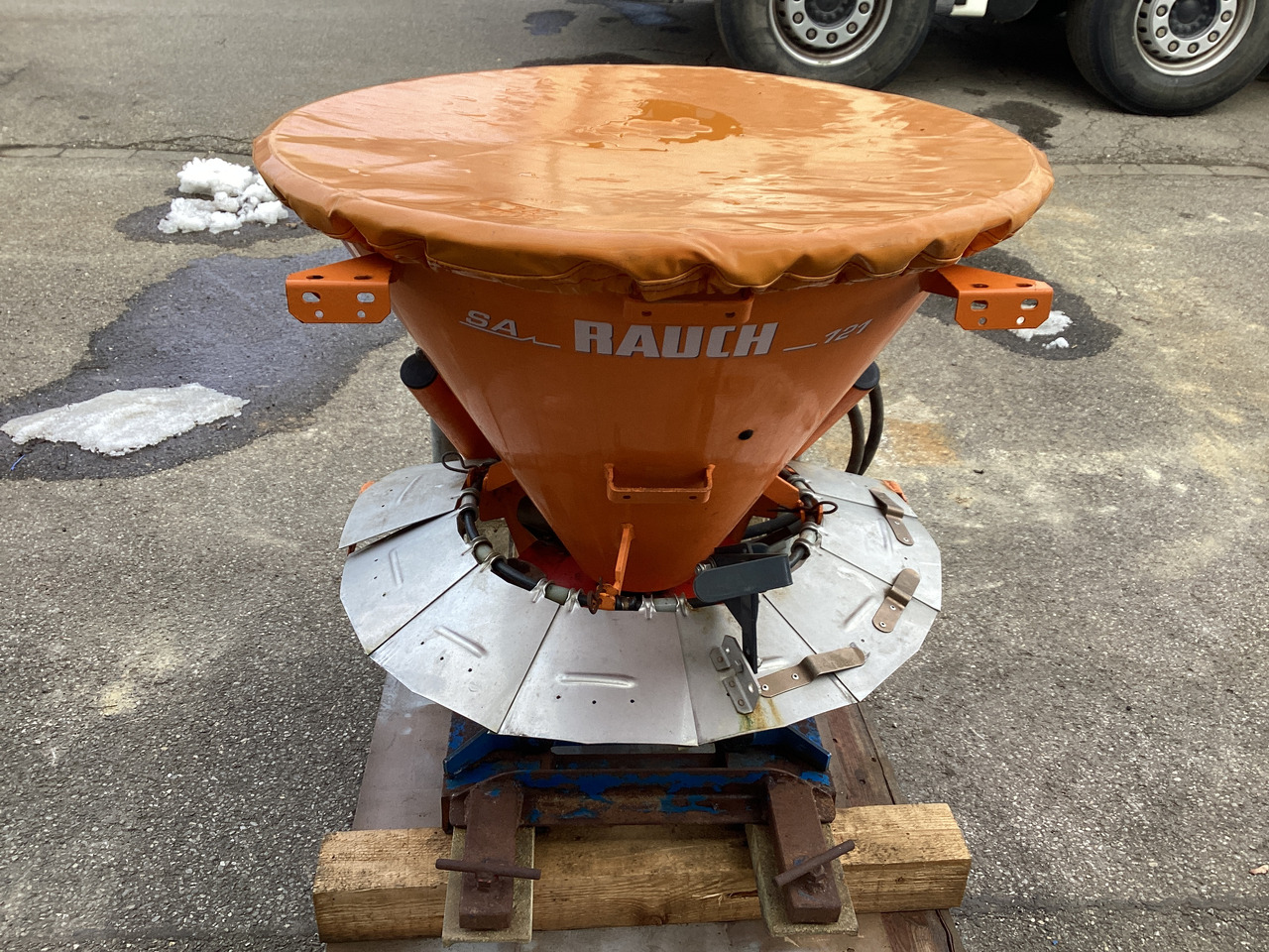 Rauch SA121R Typ4 - Rasipač peska/ Soli: slika 2 Rauch SA121R Typ4 - Rasipač peska/ Soli: slika 2