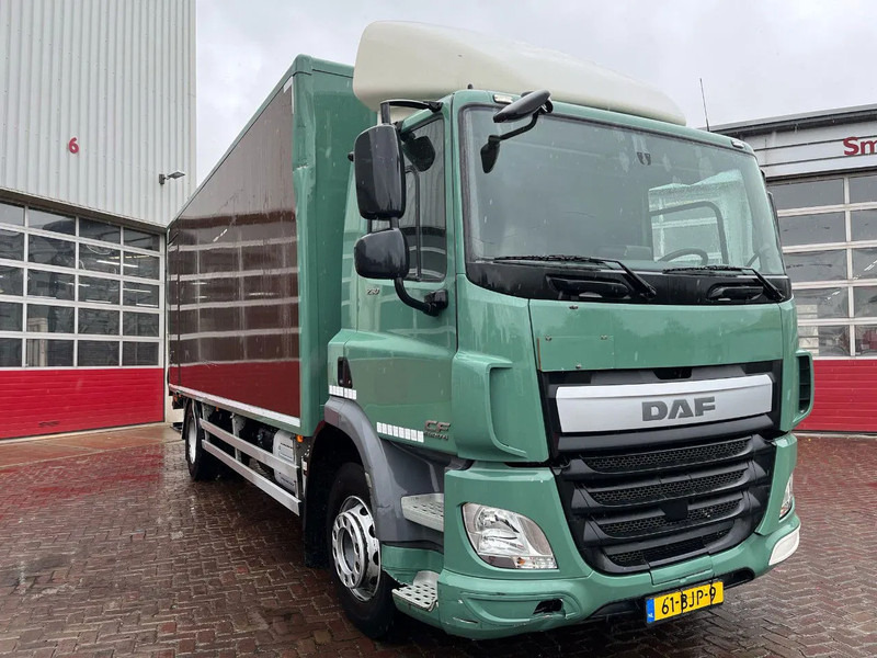 DAF CF 230 FA - Kamion sa zatvorenim sandukom: slika 1 DAF CF 230 FA - Kamion sa zatvorenim sandukom: slika 1