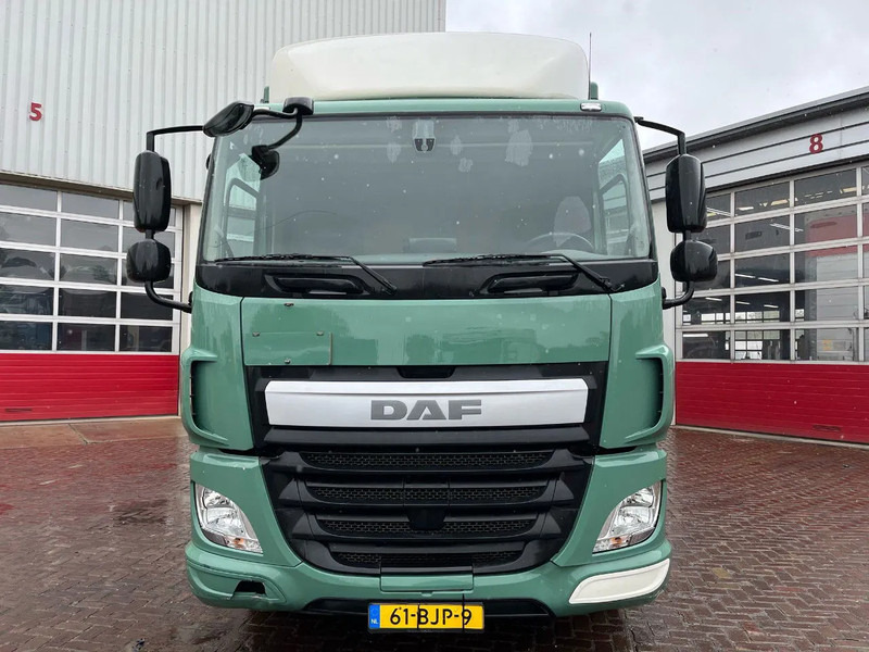 DAF CF 230 FA - Kamion sa zatvorenim sandukom: slika 2 DAF CF 230 FA - Kamion sa zatvorenim sandukom: slika 2