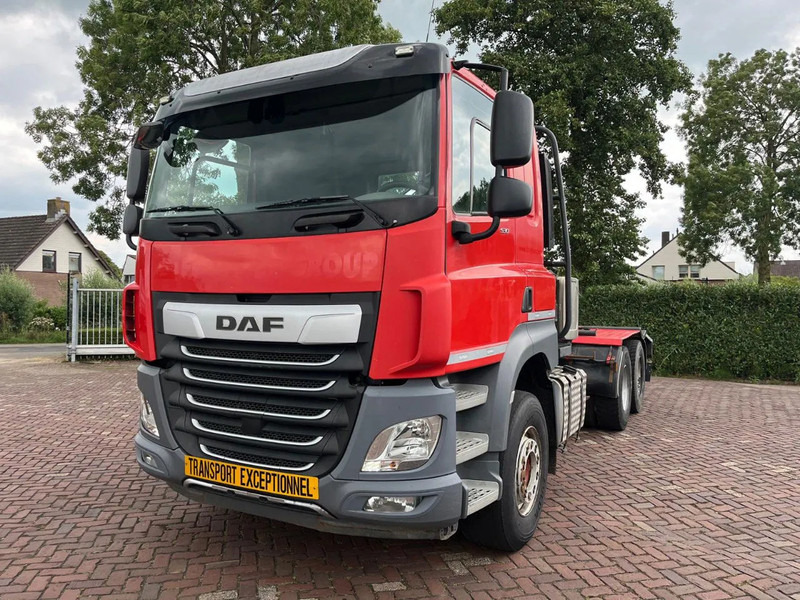 DAF CF 530 FAT intarder - Kamion sa zatvorenim sandukom: slika 2 DAF CF 530 FAT intarder - Kamion sa zatvorenim sandukom: slika 2