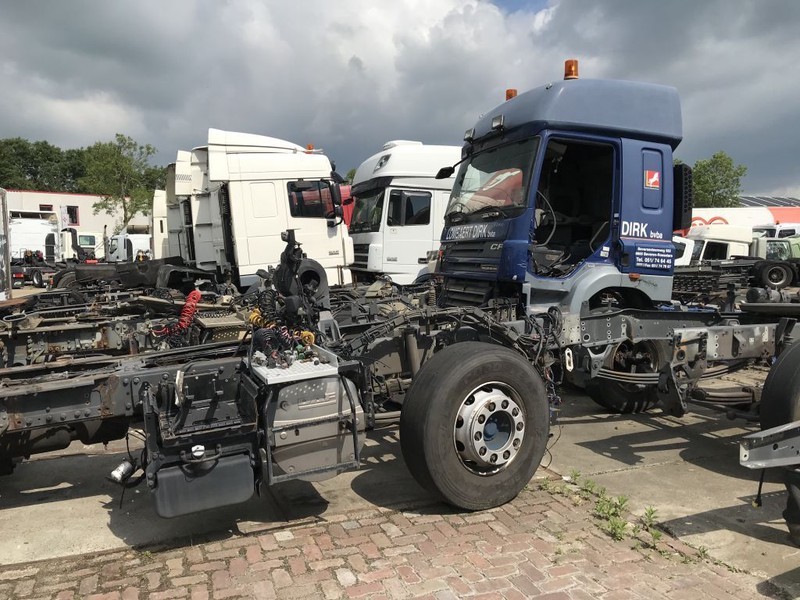 DAF DIVERSEN SLOOPONDERDELEN - Ram/ Šasija: slika 2 DAF DIVERSEN SLOOPONDERDELEN - Ram/ Šasija: slika 2