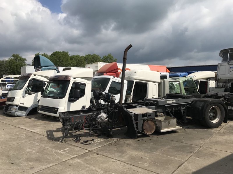 DAF DIVERSEN SLOOPONDERDELEN - Ram/ Šasija: slika 3 DAF DIVERSEN SLOOPONDERDELEN - Ram/ Šasija: slika 3