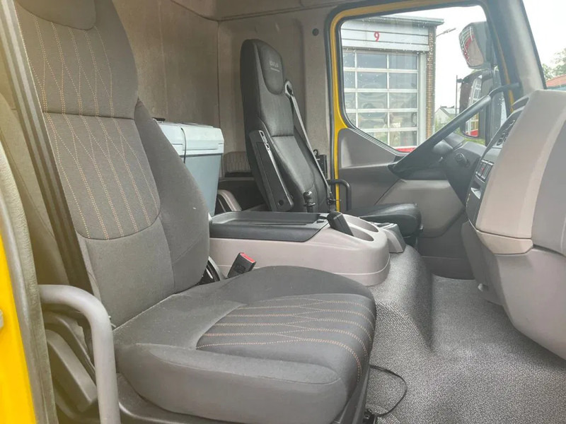 Kamion sa zatvorenim sandukom DAF LF 210 FA 12 TN: slika 18
