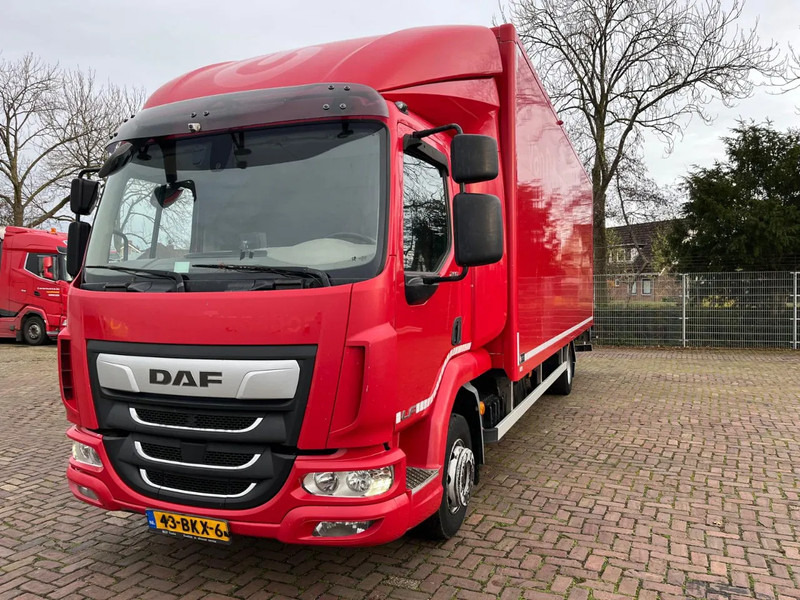 DAF LF 260 FA - Kamion sa zatvorenim sandukom: slika 1 DAF LF 260 FA - Kamion sa zatvorenim sandukom: slika 1