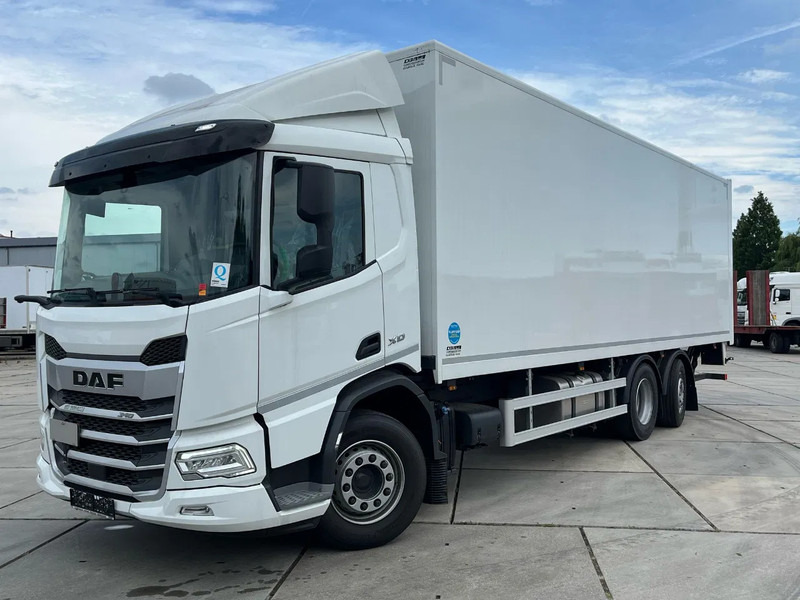 DAF XD 340 FAN 6x2 - Kamion sa zatvorenim sandukom: slika 3 DAF XD 340 FAN 6x2 - Kamion sa zatvorenim sandukom: slika 3