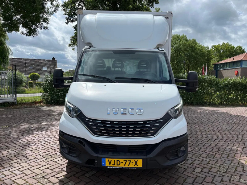 Iveco Daily 35C16 Laadklep (15 diverse modellen op voorraad) - Dostavno vozilo sa zatvorenim sandukom: slika 3 Iveco Daily 35C16 Laadklep (15 diverse modellen op voorraad) - Dostavno vozilo sa zatvorenim sandukom: slika 3