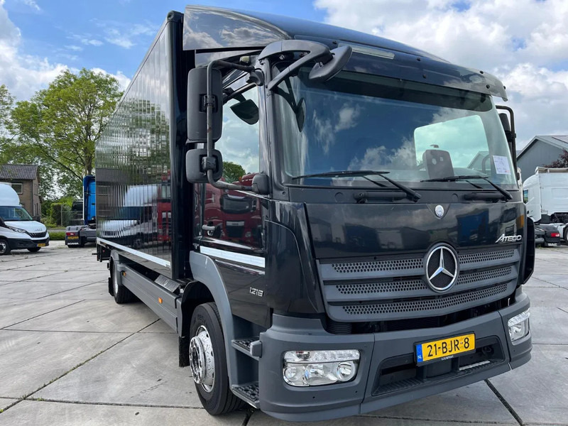 Mercedes-Benz Atego 1218 - Kamion sa zatvorenim sandukom: slika 4 Mercedes-Benz Atego 1218 - Kamion sa zatvorenim sandukom: slika 4
