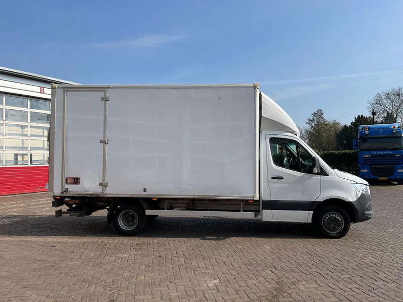 Dostavno vozilo sa zatvorenim sandukom Mercedes-Benz Sprinter 516CDI: slika 11