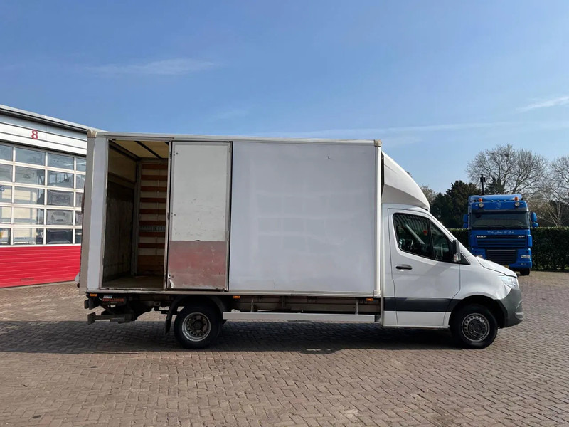 Dostavno vozilo sa zatvorenim sandukom Mercedes-Benz Sprinter 516CDI: slika 12
