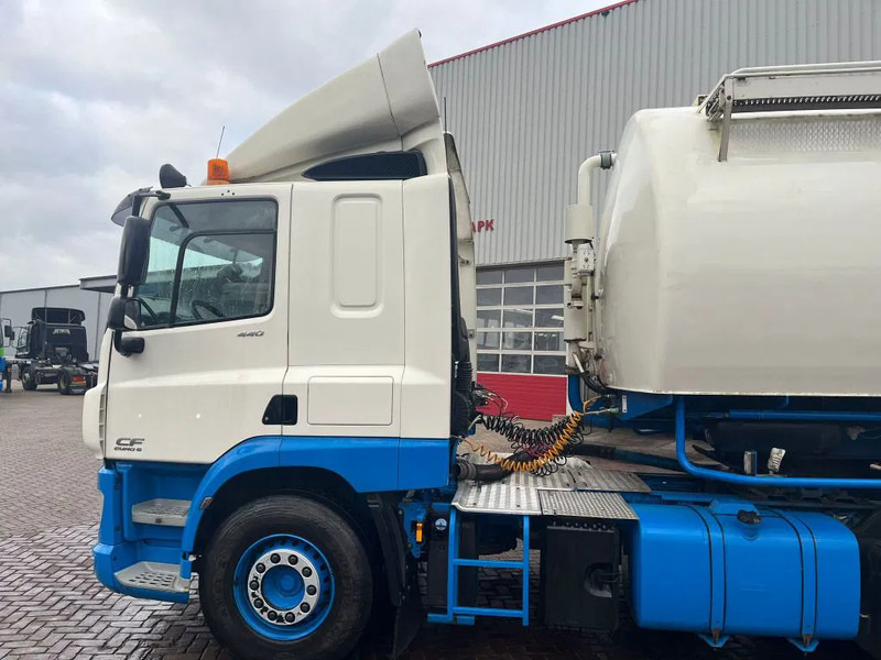 DAF CF 440 FT EURO 6 WITH BULK COMPRESSOR - Tegljač: slika 4 DAF CF 440 FT EURO 6 WITH BULK COMPRESSOR - Tegljač: slika 4