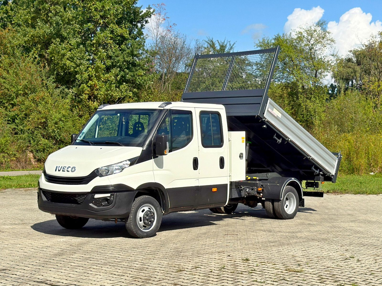 Iveco 35C12 * KIPPER 3,10m * Doppel Kabine* TOPZUSTAND - Dostavno vozilo istovarivač, Dostavno vozilo sa duplom kabinom: slika 2 Iveco 35C12 * KIPPER 3,10m * Doppel Kabine* TOPZUSTAND - Dostavno vozilo istovarivač, Dostavno vozilo sa duplom kabinom: slika 2