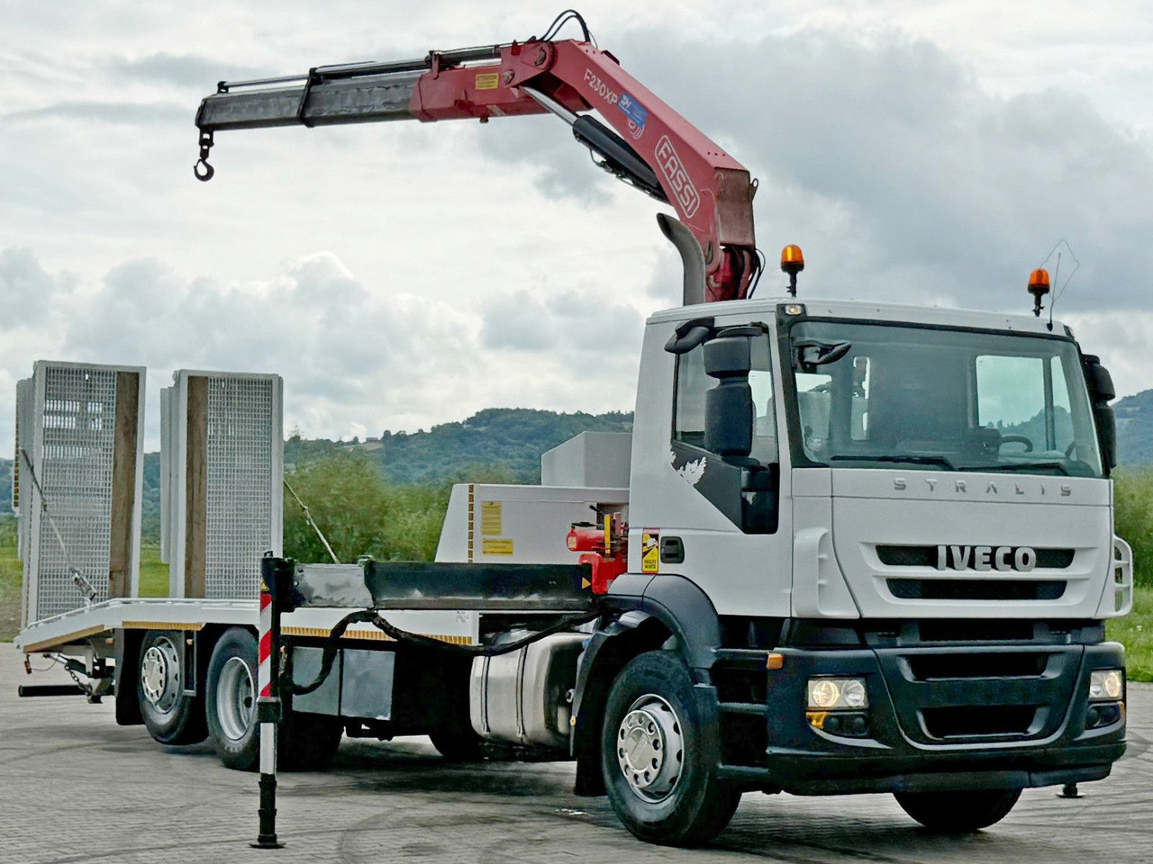 Iveco Stralis 310 * FASSI F230AXP.22 + FUNK * TOP - Šlep vozilo: slika 3 Iveco Stralis 310 * FASSI F230AXP.22 + FUNK * TOP - Šlep vozilo: slika 3