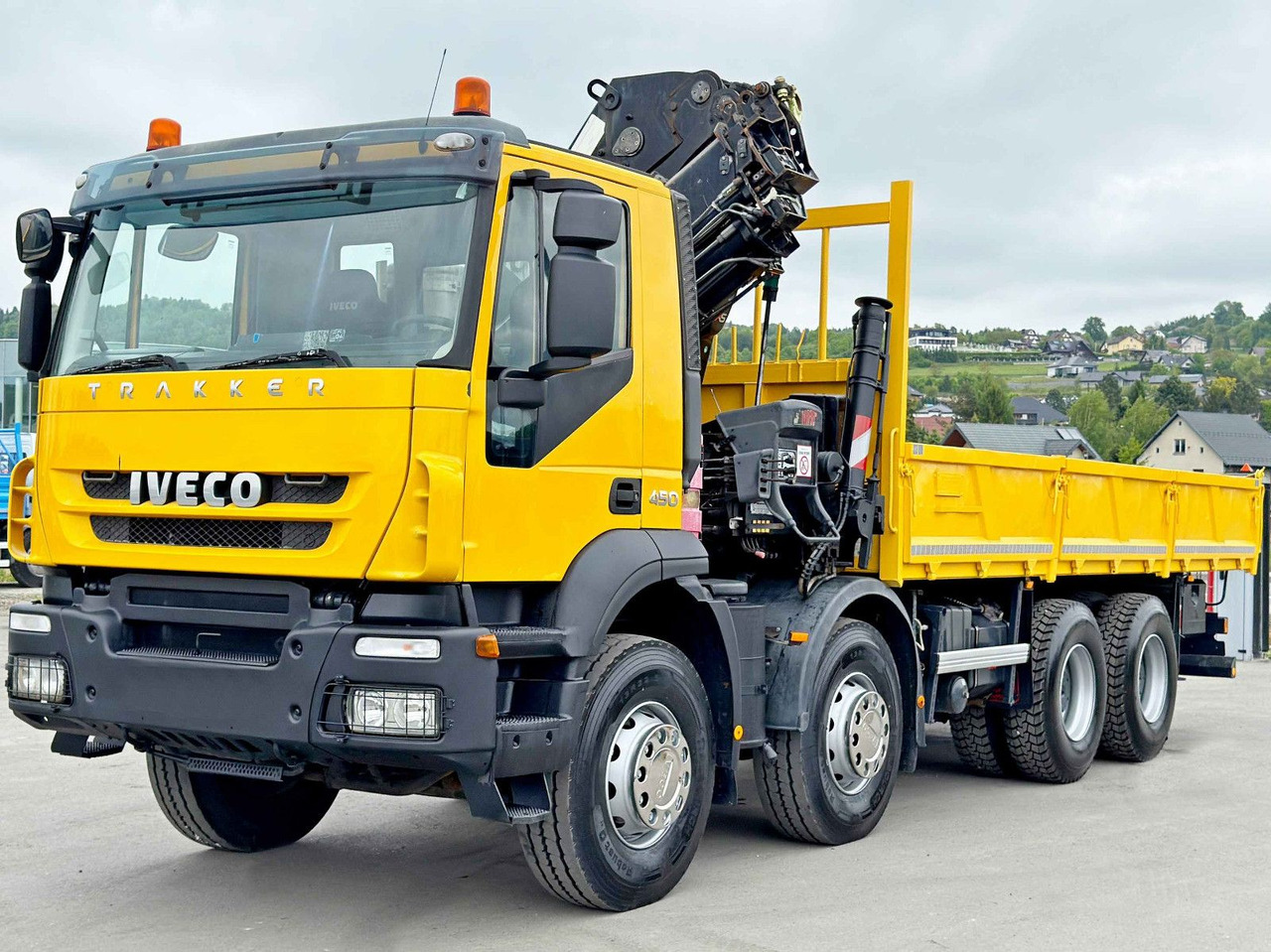 Iveco TRAKKER 450* HIAB 377 EP-4 HIPRO/FUNK/ 8x4 - Kamion sa dizalicom: slika 3 Iveco TRAKKER 450* HIAB 377 EP-4 HIPRO/FUNK/ 8x4 - Kamion sa dizalicom: slika 3