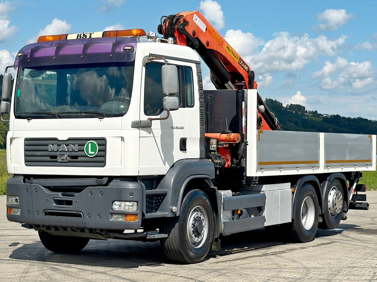 MAN TGA 26.430 Pritsche 5,50m + KRAN+ FUNK/6-4H2 MAN TGA 26.430 * PK 23002 + FUNK/6-4H2 - Kamion sa dizalicom: slika 4 MAN TGA 26.430 Pritsche 5,50m + KRAN+ FUNK/6-4H2 MAN TGA 26.430 * PK 23002 + FUNK/6-4H2 - Kamion sa dizalicom: slika 4