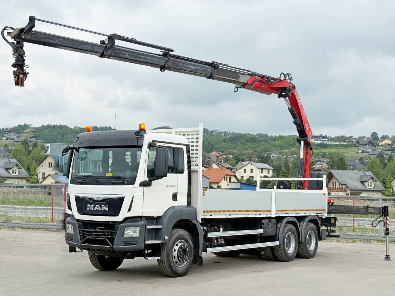 MAN TGS 26.360* FASSI F195A.2.24 / FUNK * 6x4 * TOP - Kamion sa dizalicom: slika 2 MAN TGS 26.360* FASSI F195A.2.24 / FUNK * 6x4 * TOP - Kamion sa dizalicom: slika 2