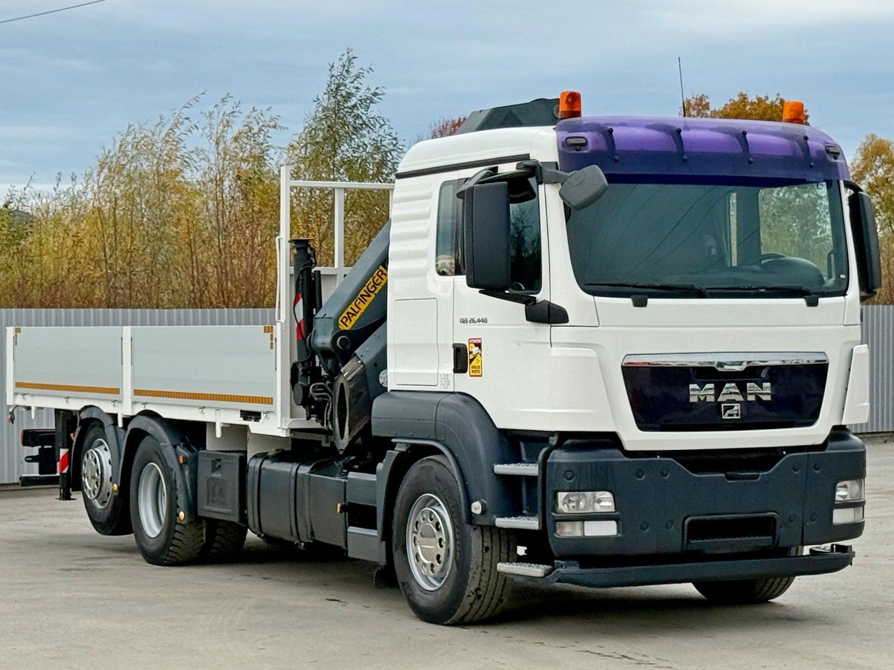 MAN TGS 26.440 * PRITSCHE 6,15 m + PK 29002 * TOP - Kamion sa dizalicom: slika 2 MAN TGS 26.440 * PRITSCHE 6,15 m + PK 29002 * TOP - Kamion sa dizalicom: slika 2