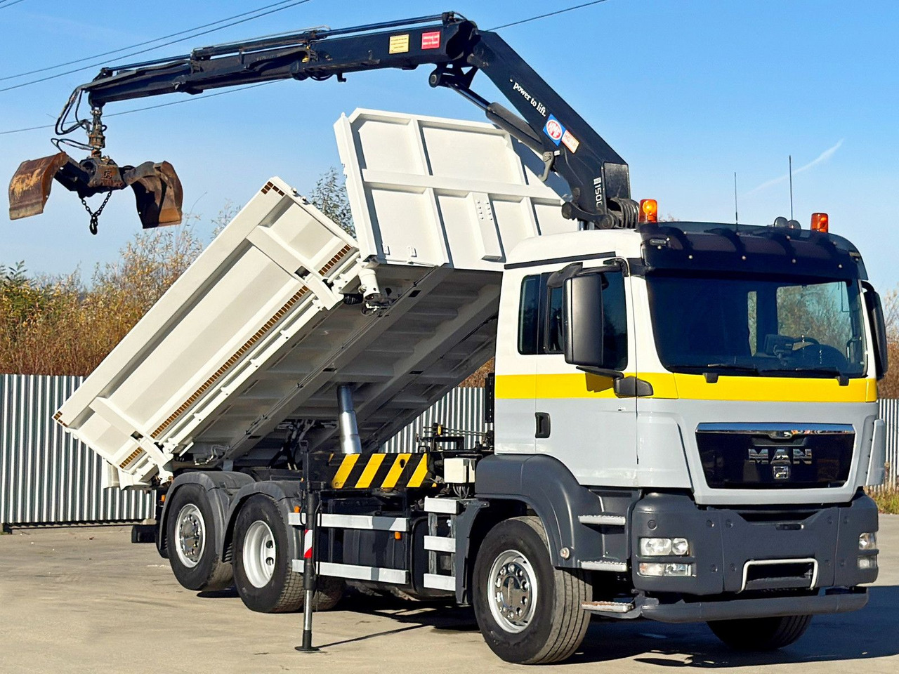 MAN TGS 28.320 * HMF 1500 - K2 * TOPZUSTAND - Kamion sa dizalicom: slika 3 MAN TGS 28.320 * HMF 1500 - K2 * TOPZUSTAND - Kamion sa dizalicom: slika 3