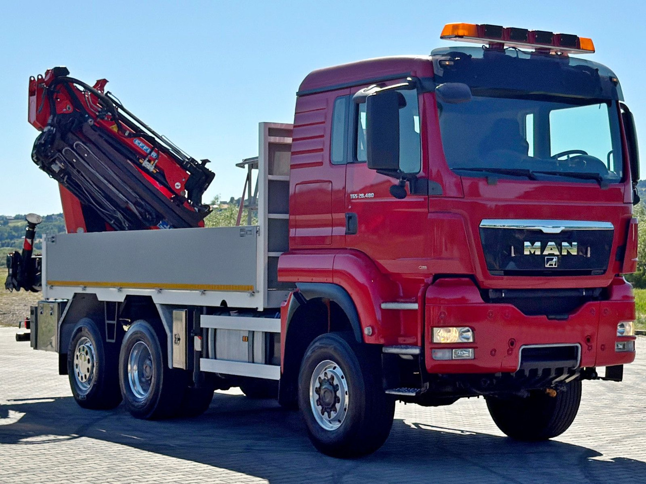 MAN TGS 28.480 * EFFER 255/5S + JIB 3S + FUNK * TOP - Kamion sa dizalicom: slika 4 MAN TGS 28.480 * EFFER 255/5S + JIB 3S + FUNK * TOP - Kamion sa dizalicom: slika 4