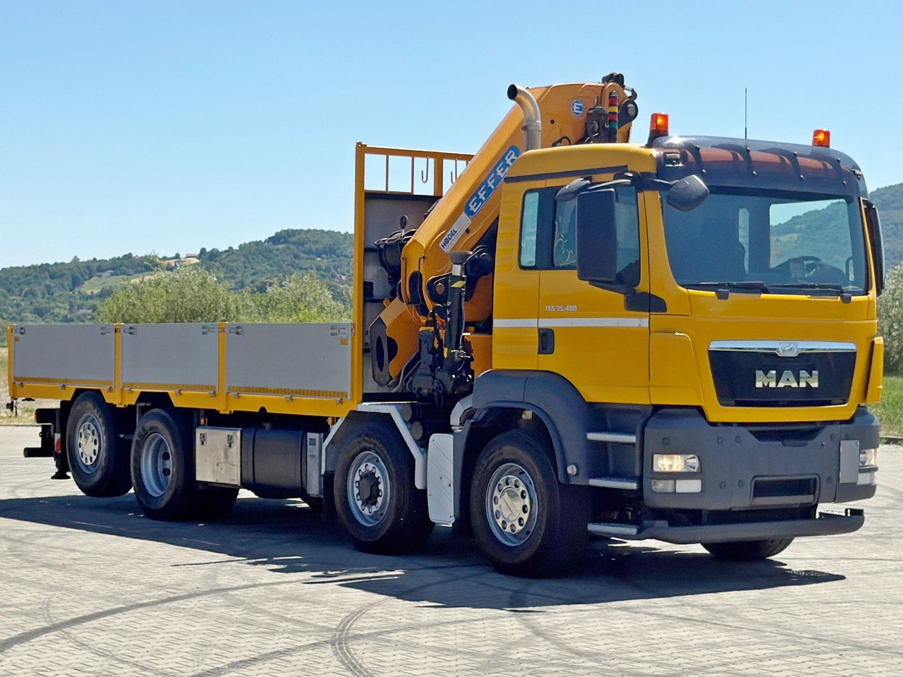 MAN TGS 35.480 * EFFER 395/6S + FUNK / 8x4 - Kamion sa dizalicom: slika 3 MAN TGS 35.480 * EFFER 395/6S + FUNK / 8x4 - Kamion sa dizalicom: slika 3