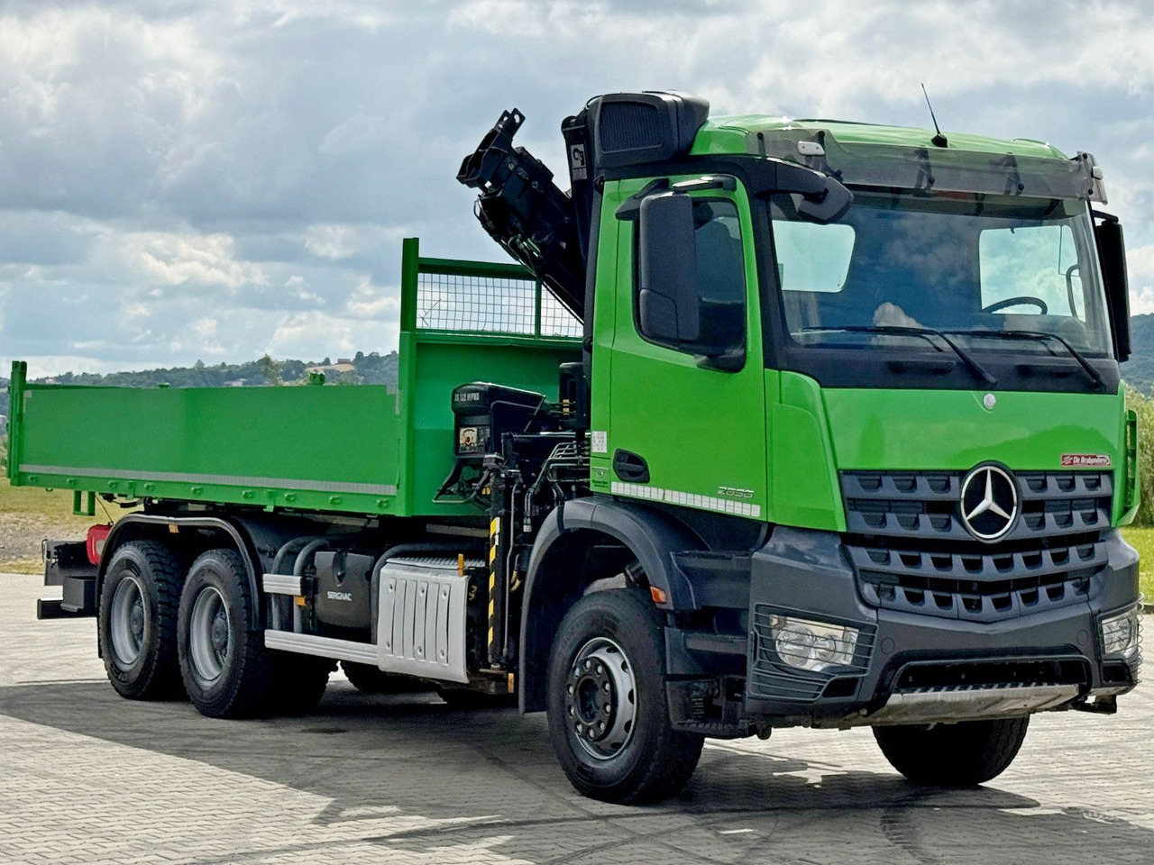 Mercedes-Benz AROCS 2636 * HIAB 122 ES - 3 HIPRO * 6x4 - Kamion sa dizalicom: slika 4 Mercedes-Benz AROCS 2636 * HIAB 122 ES - 3 HIPRO * 6x4 - Kamion sa dizalicom: slika 4