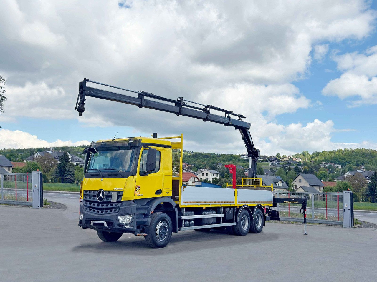 Mercedes-Benz AROCS 2636 *HIAB 166 D-4 HIDUO + FUNK* 6x4 - Kamion sa dizalicom: slika 2 Mercedes-Benz AROCS 2636 *HIAB 166 D-4 HIDUO + FUNK* 6x4 - Kamion sa dizalicom: slika 2